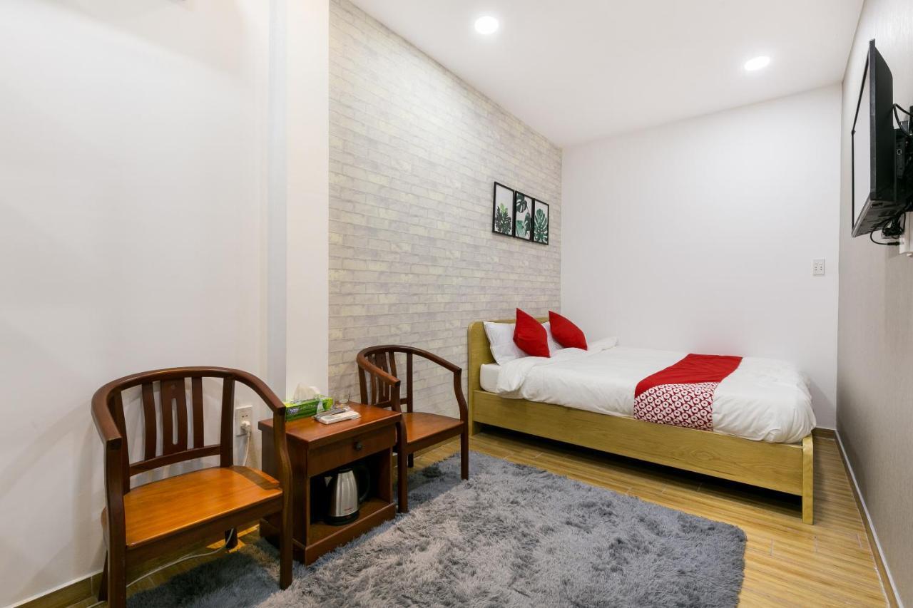 Oyo 414 Saigon Home Thành Pho Ho Chí Minh Esterno foto