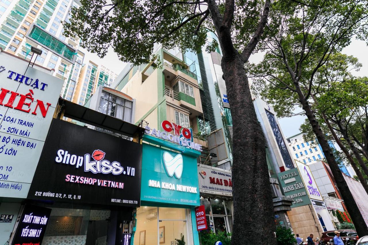 Oyo 414 Saigon Home Thành Pho Ho Chí Minh Esterno foto