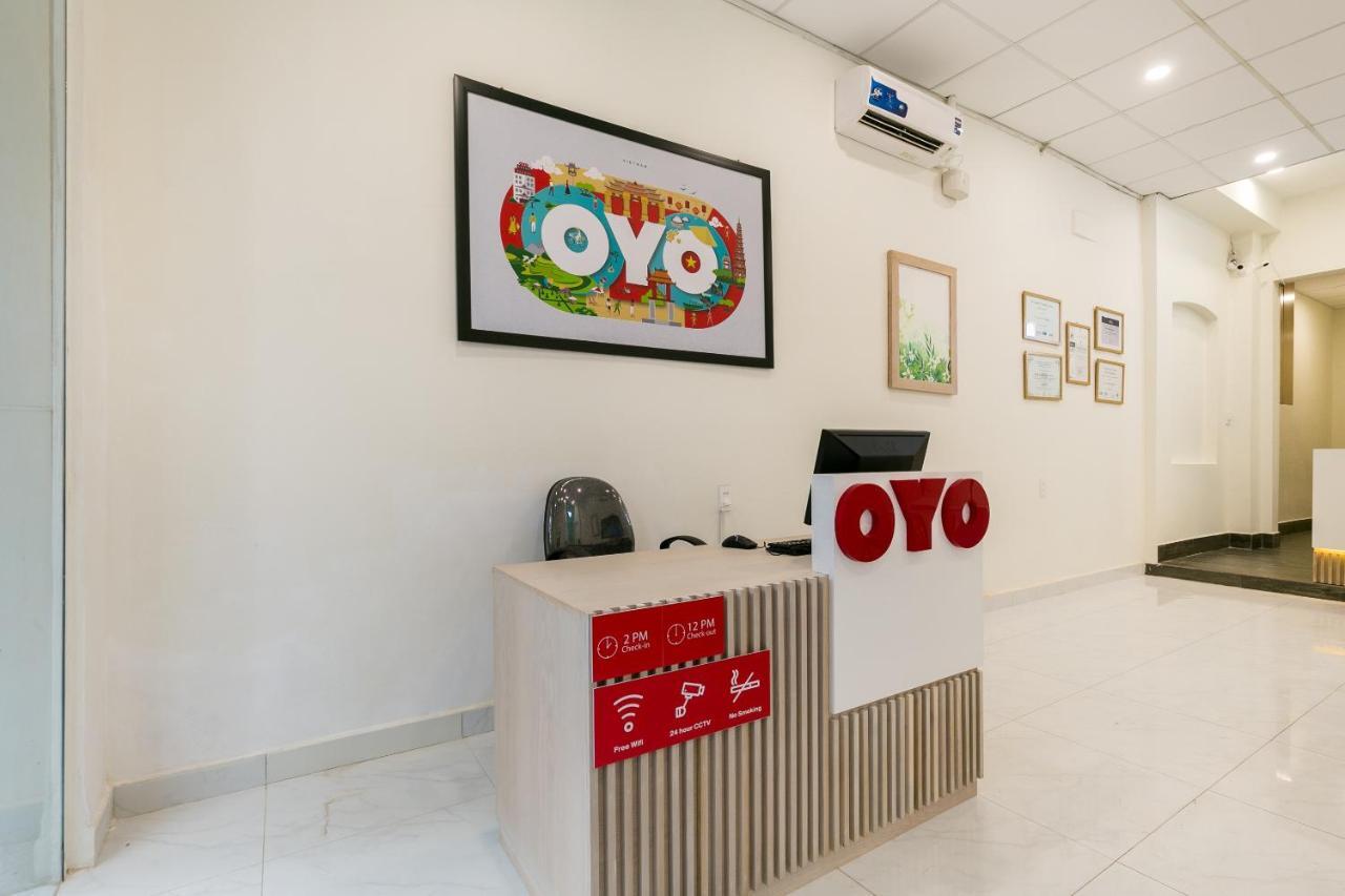 Oyo 414 Saigon Home Thành Pho Ho Chí Minh Esterno foto