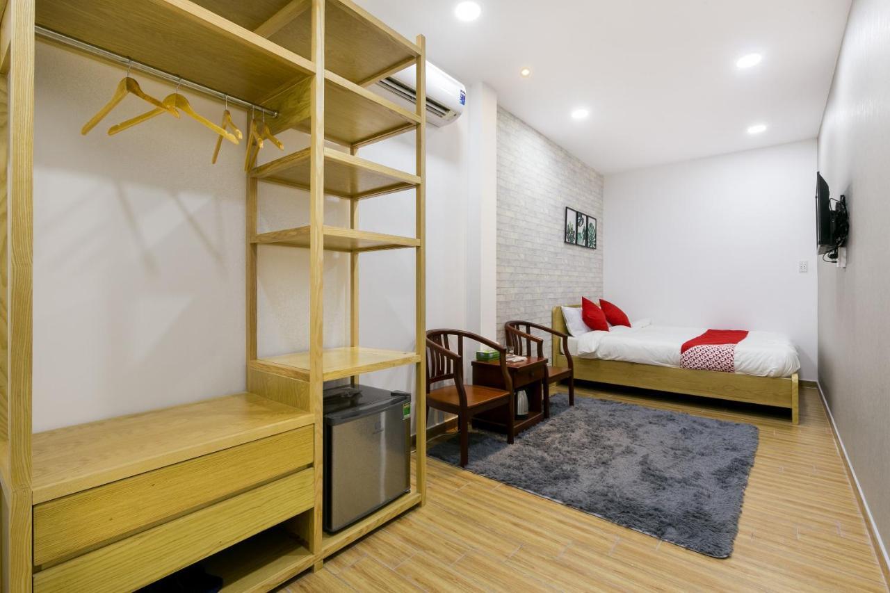 Oyo 414 Saigon Home Thành Pho Ho Chí Minh Esterno foto