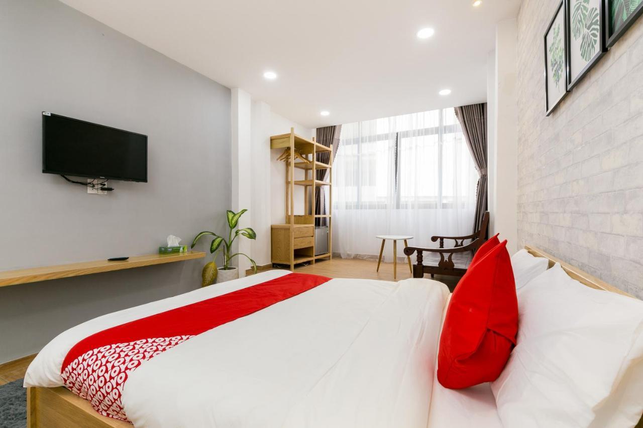 Oyo 414 Saigon Home Thành Pho Ho Chí Minh Esterno foto