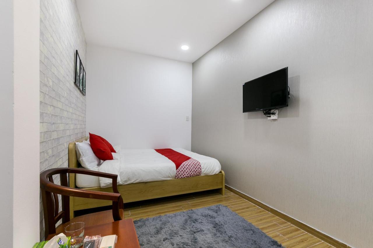 Oyo 414 Saigon Home Thành Pho Ho Chí Minh Esterno foto