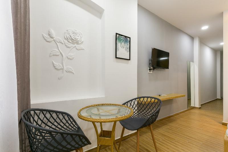 Oyo 414 Saigon Home Thành Pho Ho Chí Minh Esterno foto