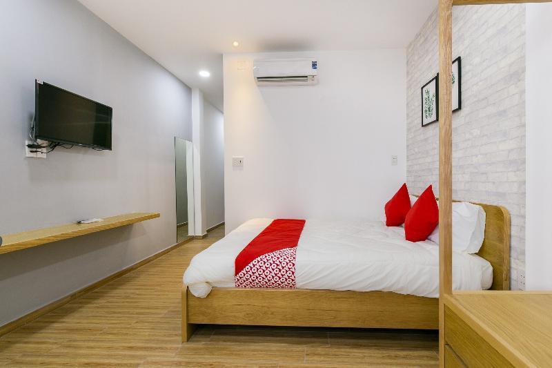 Oyo 414 Saigon Home Thành Pho Ho Chí Minh Esterno foto